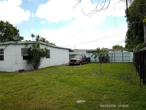 11412 SW 41st Street Miami FL 33165