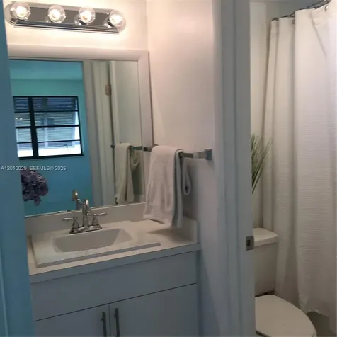 7995 SW 86th Street Miami FL 33143