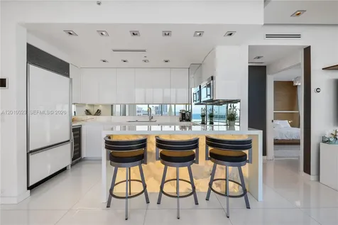 6899 Collins Avenue Miami Beach FL 33141