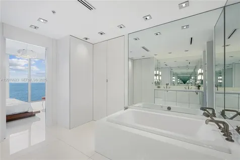 6899 Collins Avenue Miami Beach FL 33141