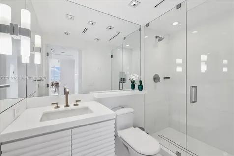 6899 Collins Avenue Miami Beach FL 33141