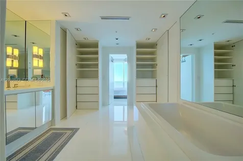 6899 Collins Avenue Miami Beach FL 33141