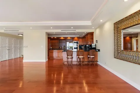 1800 NE 114th Street Miami FL 33181