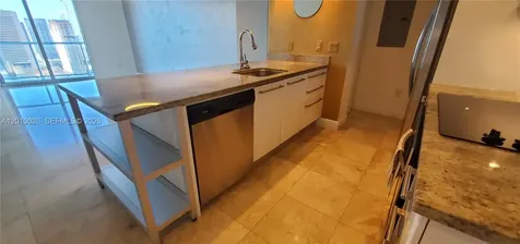 185 SW 7th Street Miami FL 33130