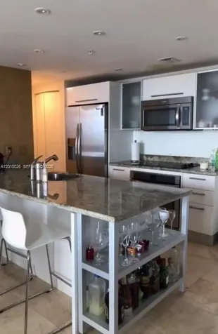 185 SW 7th Street Miami FL 33130