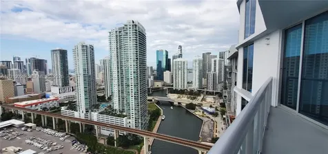 185 SW 7th Street Miami FL 33130