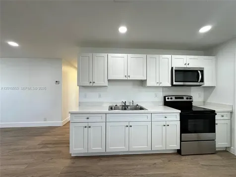 128 NW 2nd Avenue Hallandale Beach FL 33009