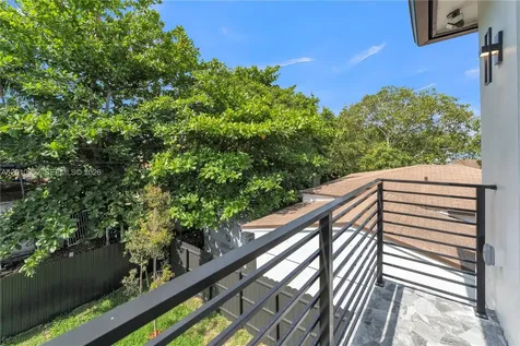 1818 NW 49th Street Miami FL 33142