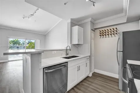 631 SW 111th Lane Pembroke Pines FL 33025