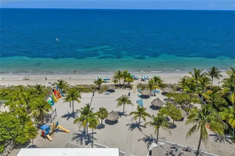 300 Sunrise Drive Key Biscayne FL 33149