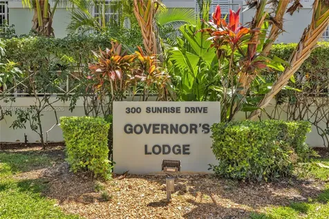 300 Sunrise Drive Key Biscayne FL 33149
