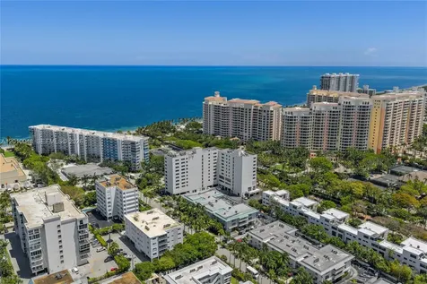 300 Sunrise Drive Key Biscayne FL 33149