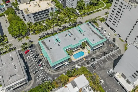 300 Sunrise Drive Key Biscayne FL 33149