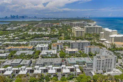 300 Sunrise Drive Key Biscayne FL 33149