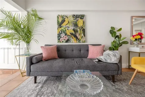 300 Sunrise Drive Key Biscayne FL 33149