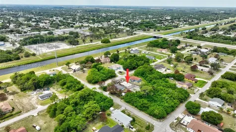 2104 Barcelona Avenue Fort Pierce FL 34946