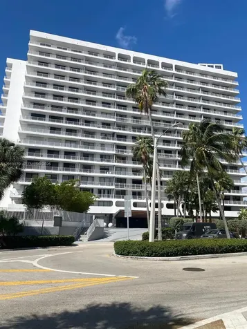 200 SE 15th Road Miami FL 33129