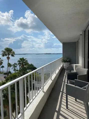200 SE 15th Road Miami FL 33129