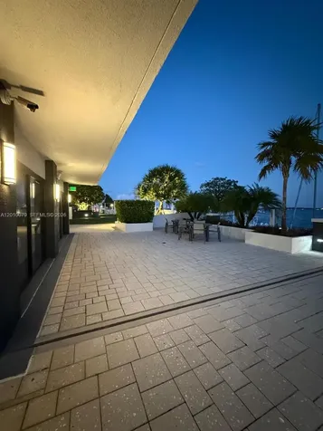 200 SE 15th Road Miami FL 33129
