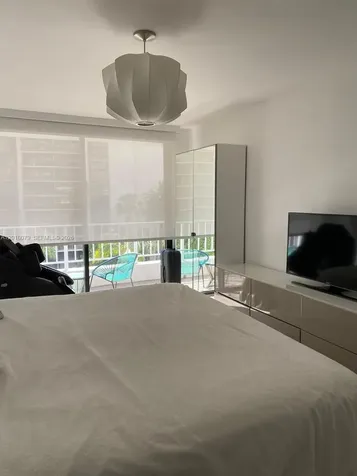 200 SE 15th Road Miami FL 33129