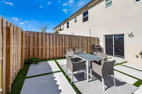 12221 NW 24th Place Miami FL 33167