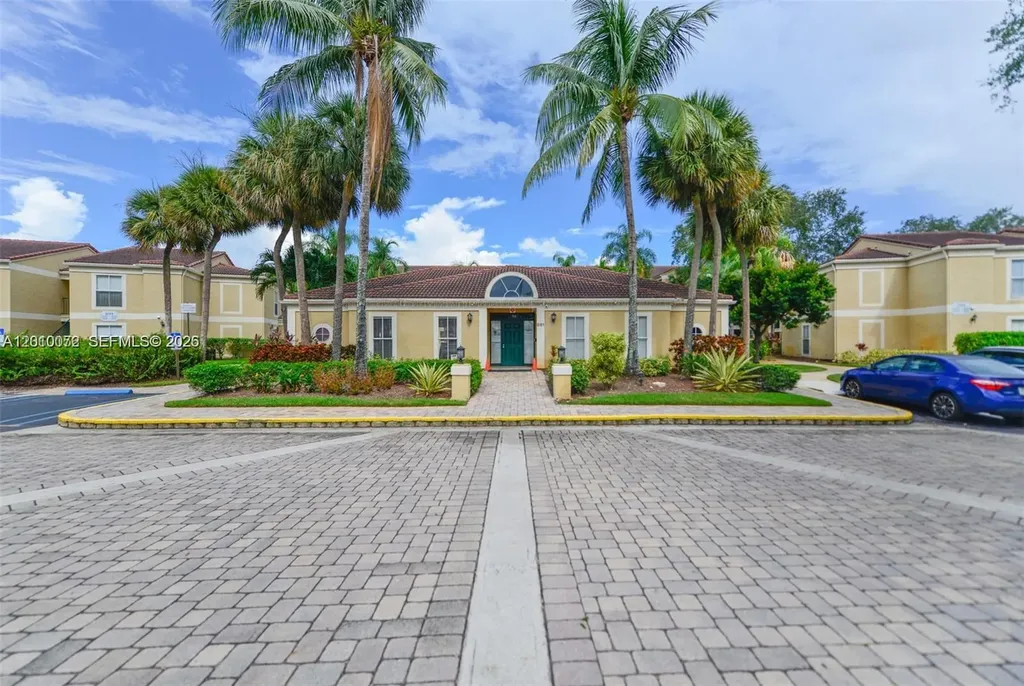 875 Riverside Drive Coral Springs FL 33071