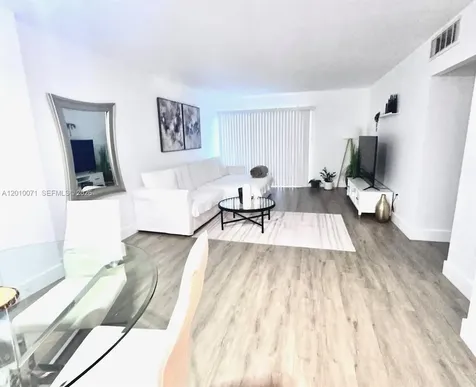 400 Kings Point Drive Sunny Isles Beach FL 33160