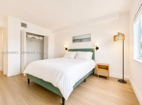 400 Kings Point Drive Sunny Isles Beach FL 33160