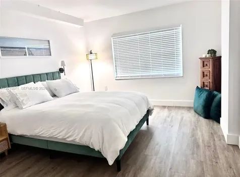 400 Kings Point Drive Sunny Isles Beach FL 33160