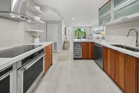 100 Meridian Avenue Miami Beach FL 33139