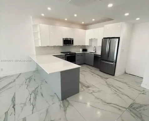 19370 Collins Avenue Sunny Isles Beach FL 33160