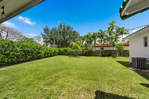 6065 N Waterway Drive Miami FL 33155
