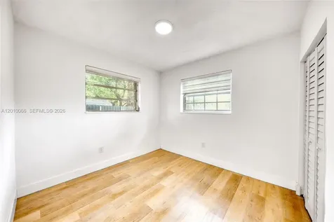 1535 NW 53rd Street Miami FL 33142