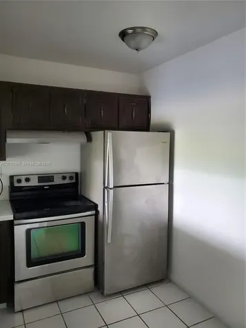496 NW 165th Street Road Miami FL 33169