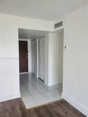 496 NW 165th Street Road Miami FL 33169