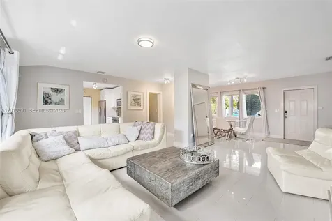 1146 NE 17th Terrace Fort Lauderdale FL 33304