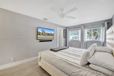 1146 NE 17th Terrace Fort Lauderdale FL 33304