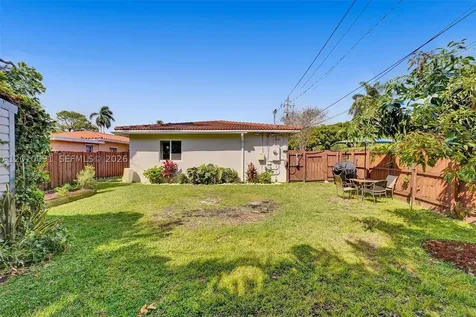 1146 NE 17th Terrace Fort Lauderdale FL 33304