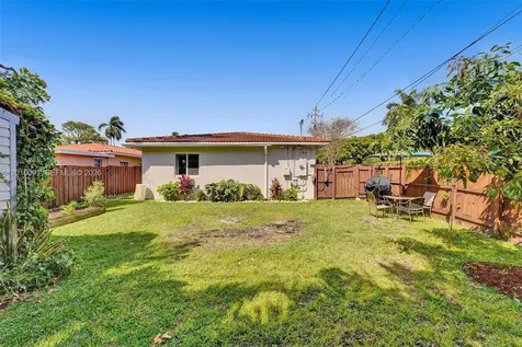 1146 NE 17th Terrace Fort Lauderdale FL 33304