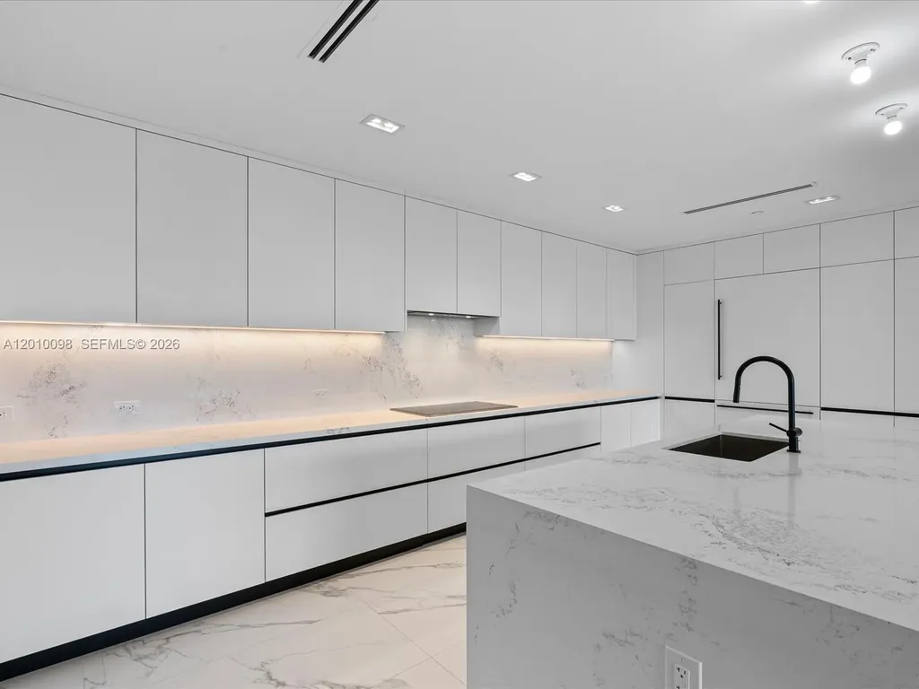 160 Isle Of Venice Drive Fort Lauderdale FL 33301