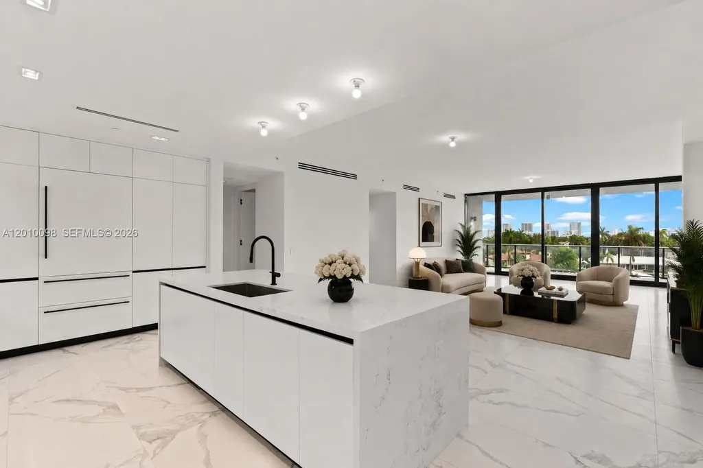 160 Isle Of Venice Drive Fort Lauderdale FL 33301