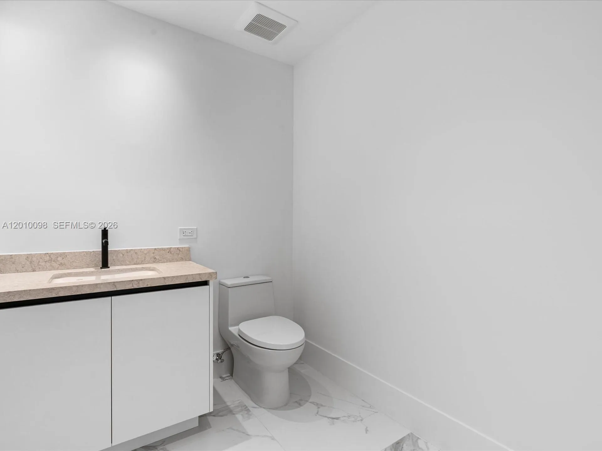 160 Isle Of Venice Drive Fort Lauderdale FL 33301