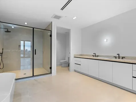 160 Isle Of Venice Drive Fort Lauderdale FL 33301