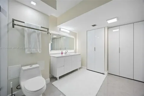 20379 W Country Club Drive Aventura FL 33180