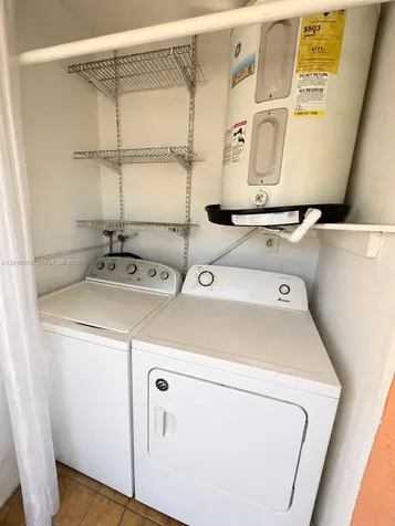 2260 W 53rd Place Hialeah FL 33016