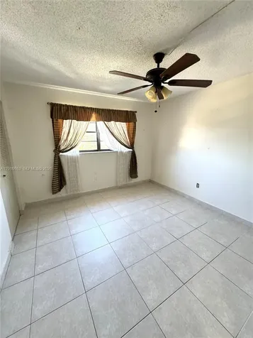 2260 W 53rd Place Hialeah FL 33016