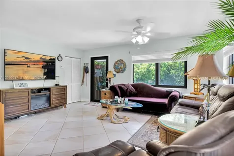 122 Ocean View Drive Tavernier FL 33070