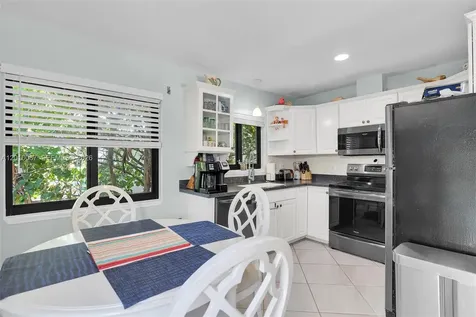 122 Ocean View Drive Tavernier FL 33070