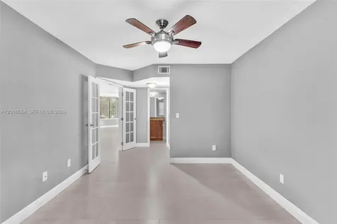 2881 N Oakland Forest Drive Oakland Park FL 33309
