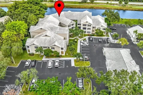 2881 N Oakland Forest Drive Oakland Park FL 33309